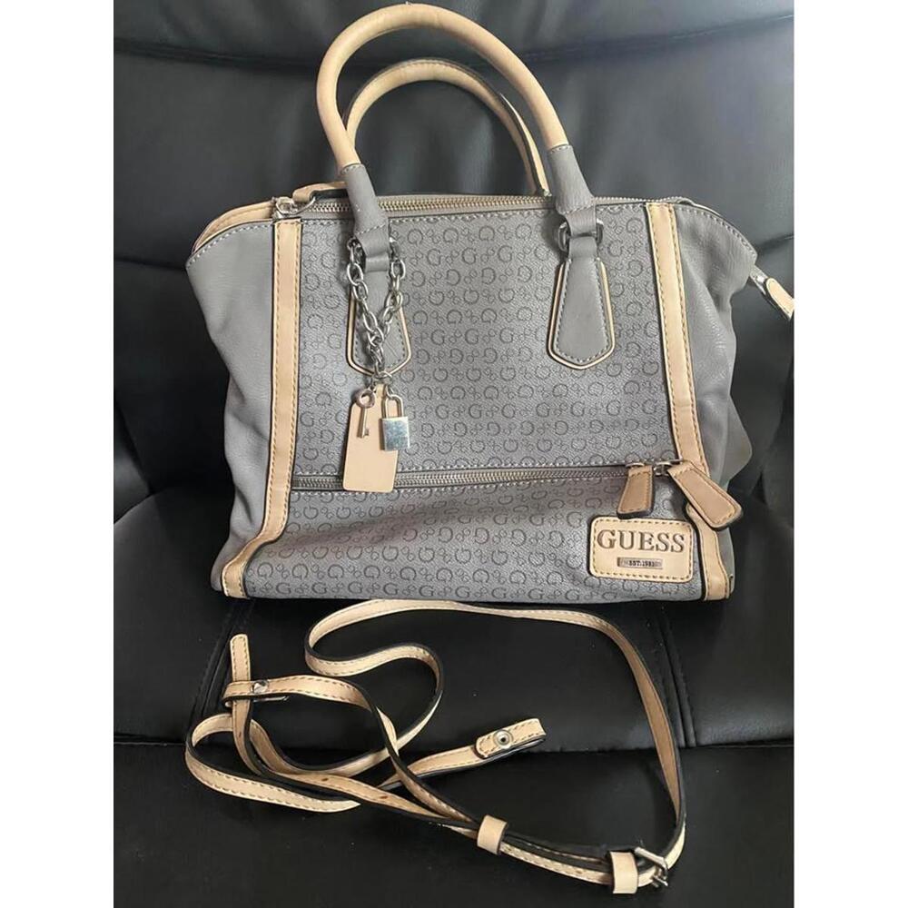 Guess brand purse hand shoulder bag adjustable grey & tan light brown 10”x 13”